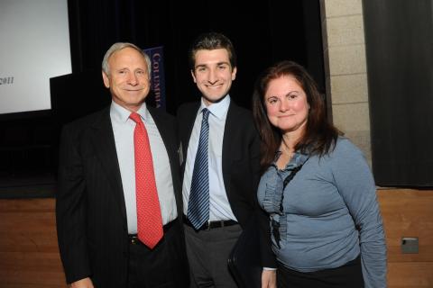 Robert J. Rosenberg ’67, Brad Collins ’11 and Rosenberg’s wife, Pamela, at the 2011 Dean’s Scholarship Reception. Photo: Eileen Barroso